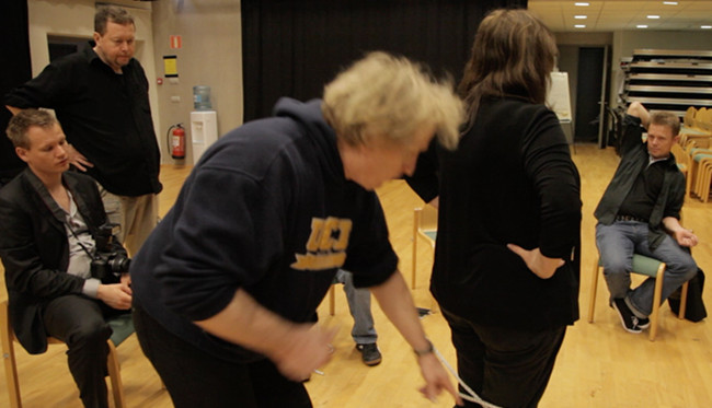 Jonathan Pendragon demonstrating a rope effect